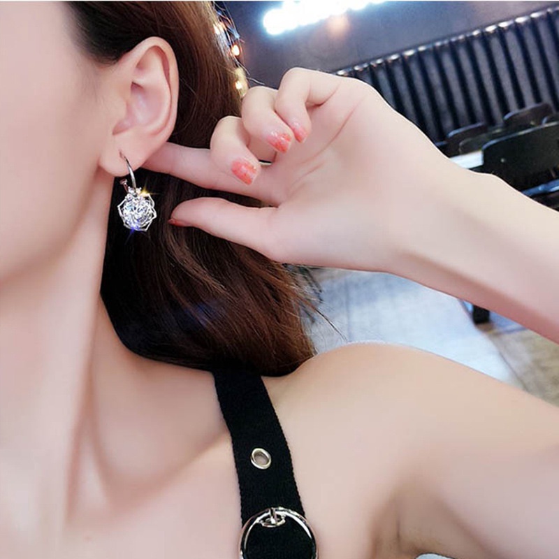 Anting Stud 925 Silver Needle Zircon Bentuk Bunga Mawar Model Hollow Gaya Korea Untuk Wanita