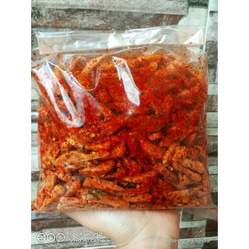 

Basreng pedas daun jeruk isi 250gram