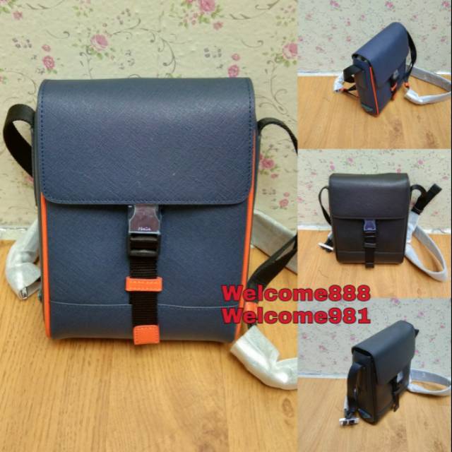 Prada saffiano leather shoulder bag qty mirror