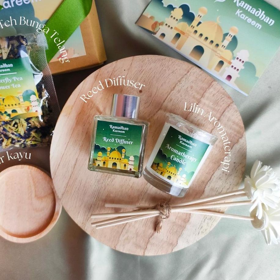 

や Hampers Idul Fitri by Keika | Parcel Ramadan Kue Ramadhan Ied Souvenir Hampers Kue kado Kurma Murah parcel teh kurma kue kering reed diffuser lilin aromaterapi Kue hijau ソ