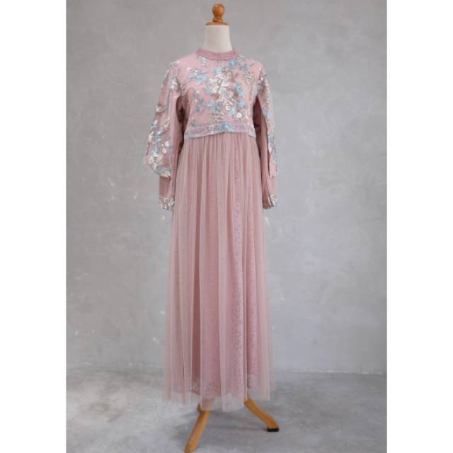 Baju Muslim kondangan Pesta