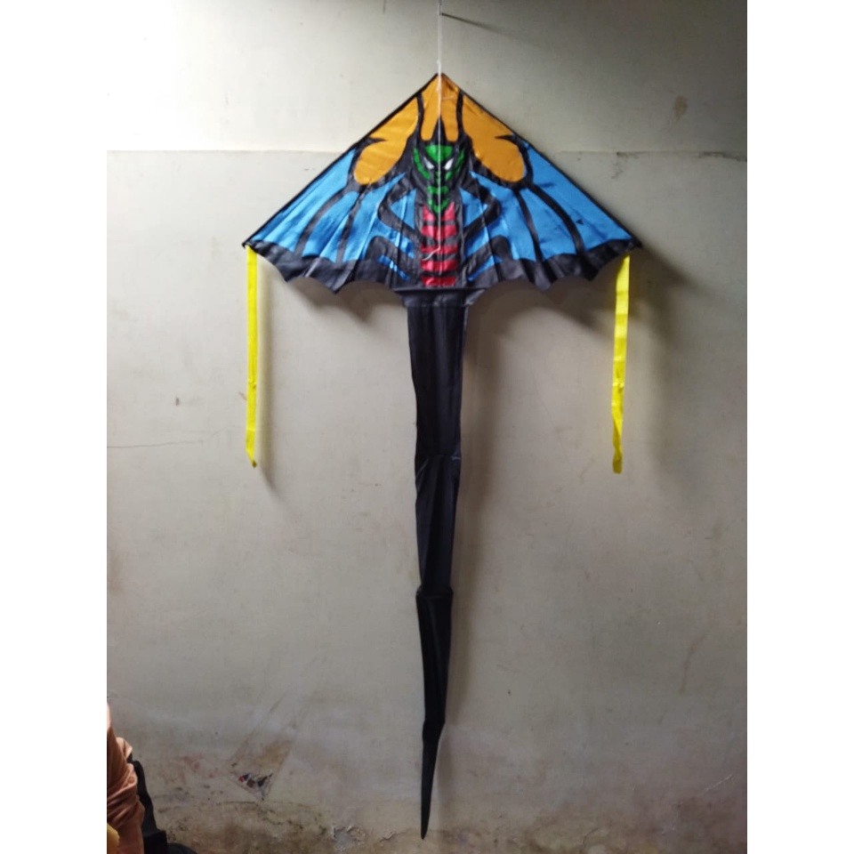 TP2 Kliwir | Layangan | layang layang | layangan hias | layangan pantai | layangan murah | Naga
