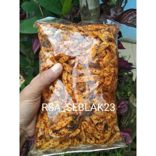 

pasreng cemilan pedas gurih keriuk aroma daun jeruk isi 500gram