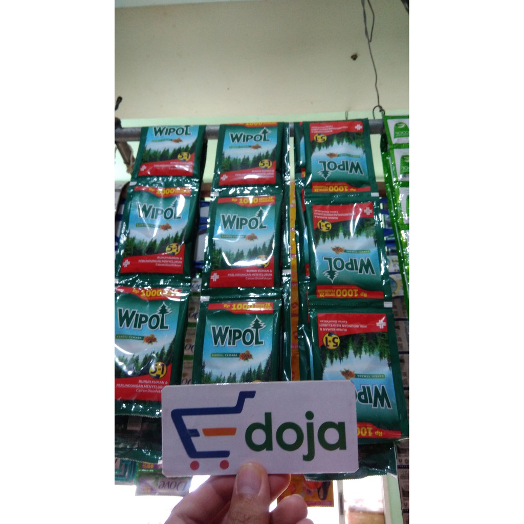Wipol Karbol Renceng 6 Sachet