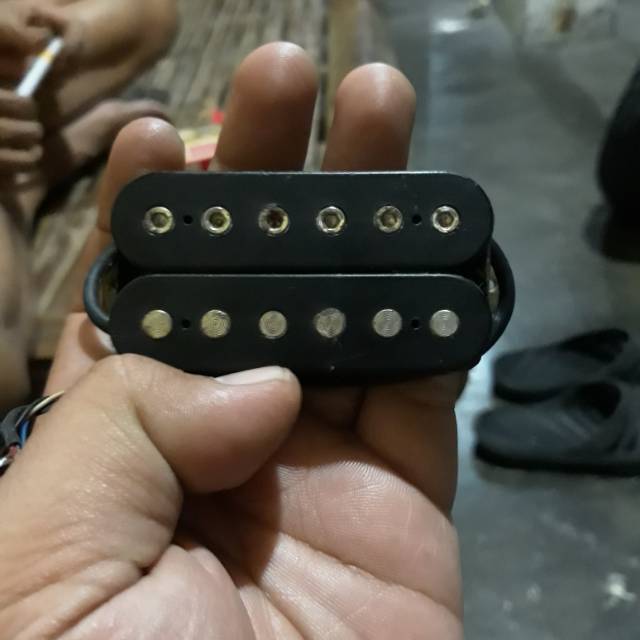 Pick up original ibanez RG