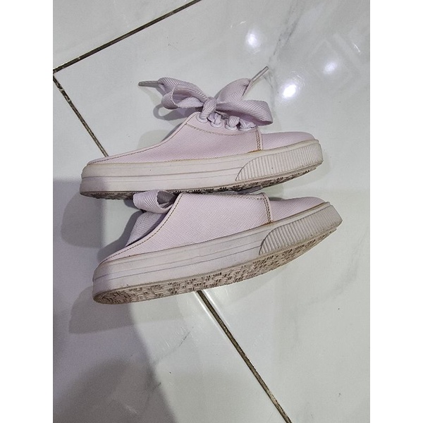 Preloved Sepatu anak khakikakiku