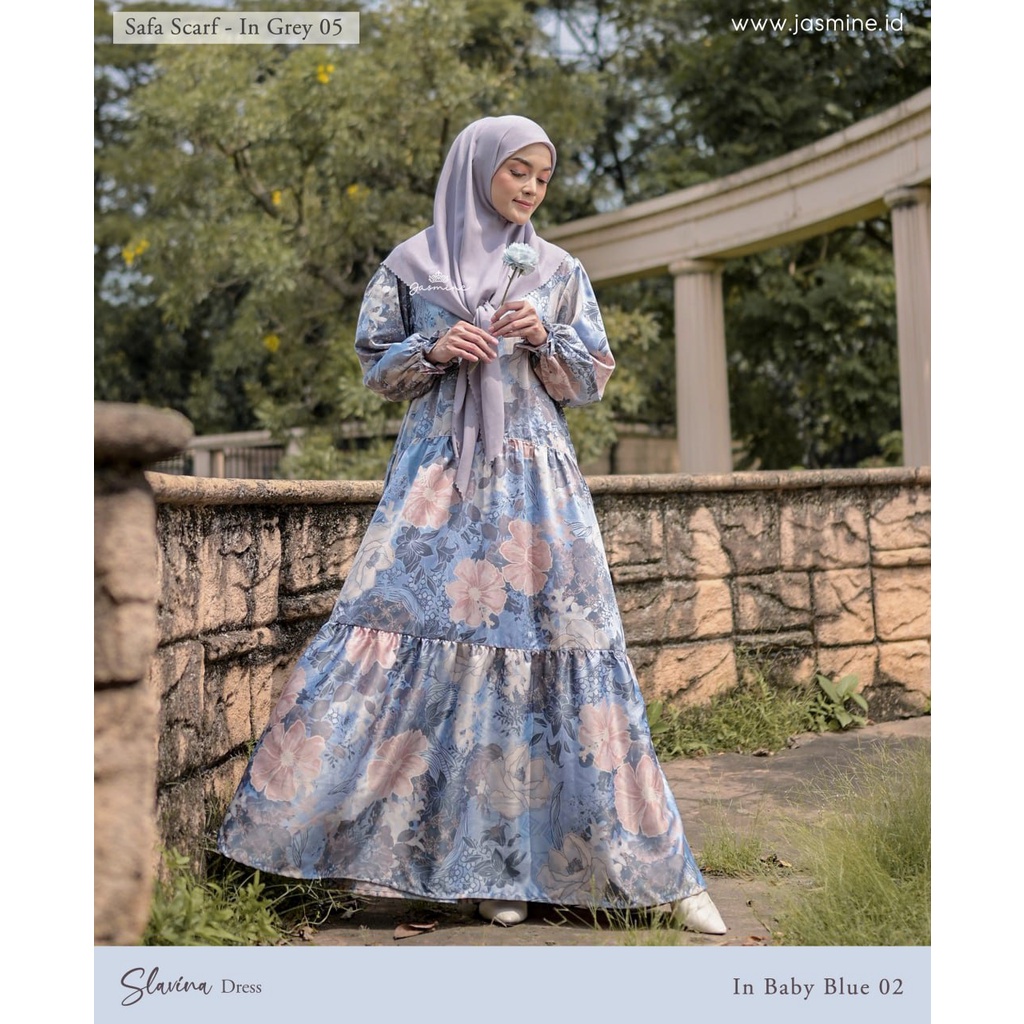 Slavina dress by jasmine lidiahadiwinoto | gamis motif bunga