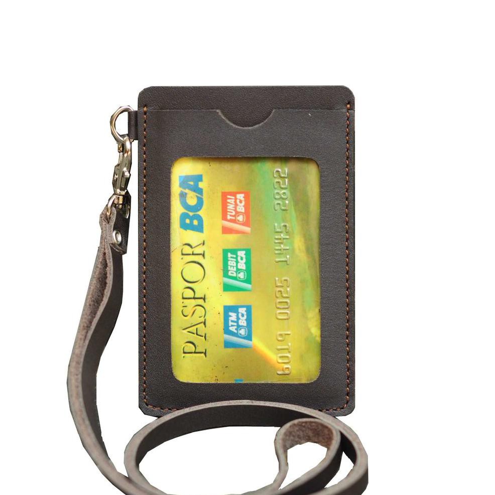 

id card holder name tag tempat kartu nama gantungan kulit coklat tua
