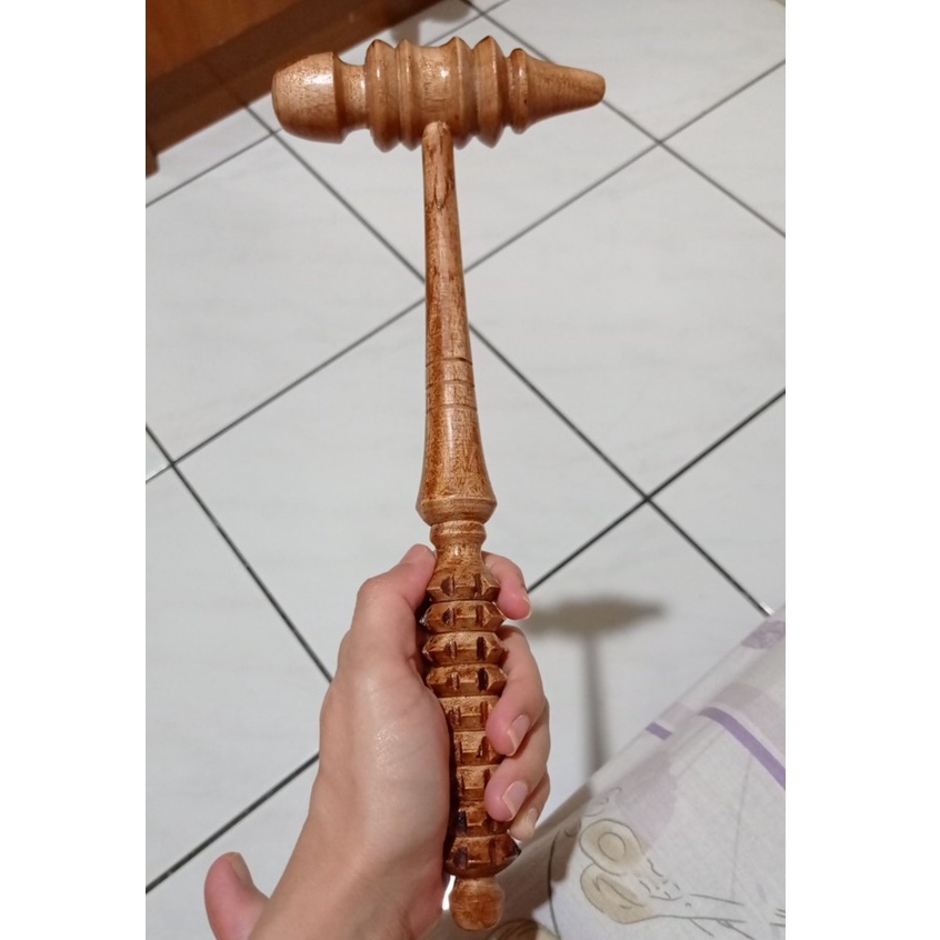 Alat Pijat & Terapi model Palu kayu / pijat ketuk