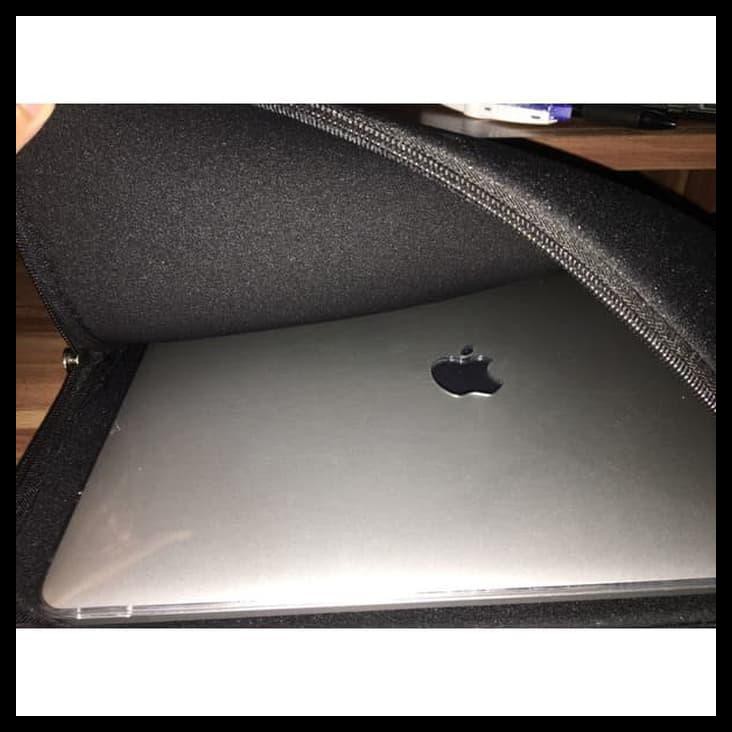 Case Macbook New Pro Retina Touchbar 13 Inch 2018 Transparant Glossy