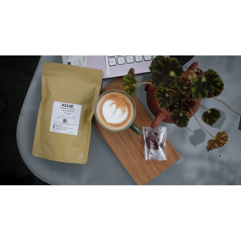 

Kopi Robusta Kelir 500gr , Bubuk , Roastbean Kelir Javanese Coffee Semarang