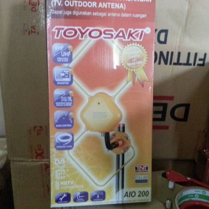 Antena Tv Indoor(Dalam)/Outdoor(Luar) Toyosaki Aio 200