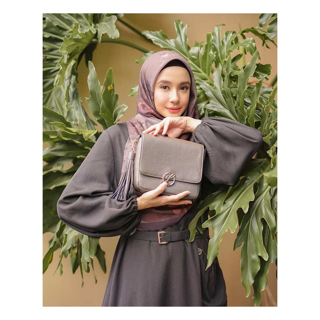 Bella Sling Bag LbyLCB