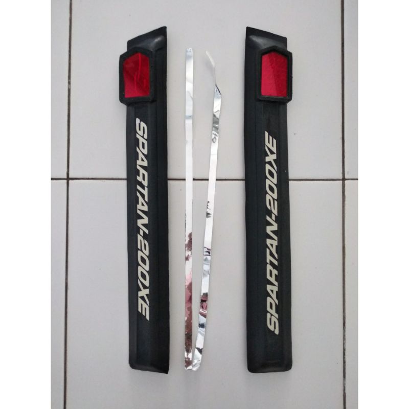 Karet Trim Vespa Spartan Hitam