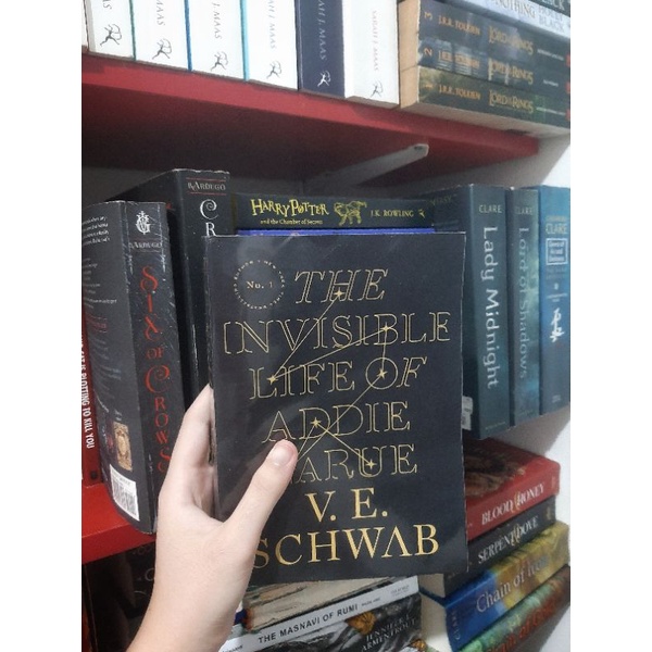 PRELOVED NOVEL: The Invisible Life of Addie LaRue