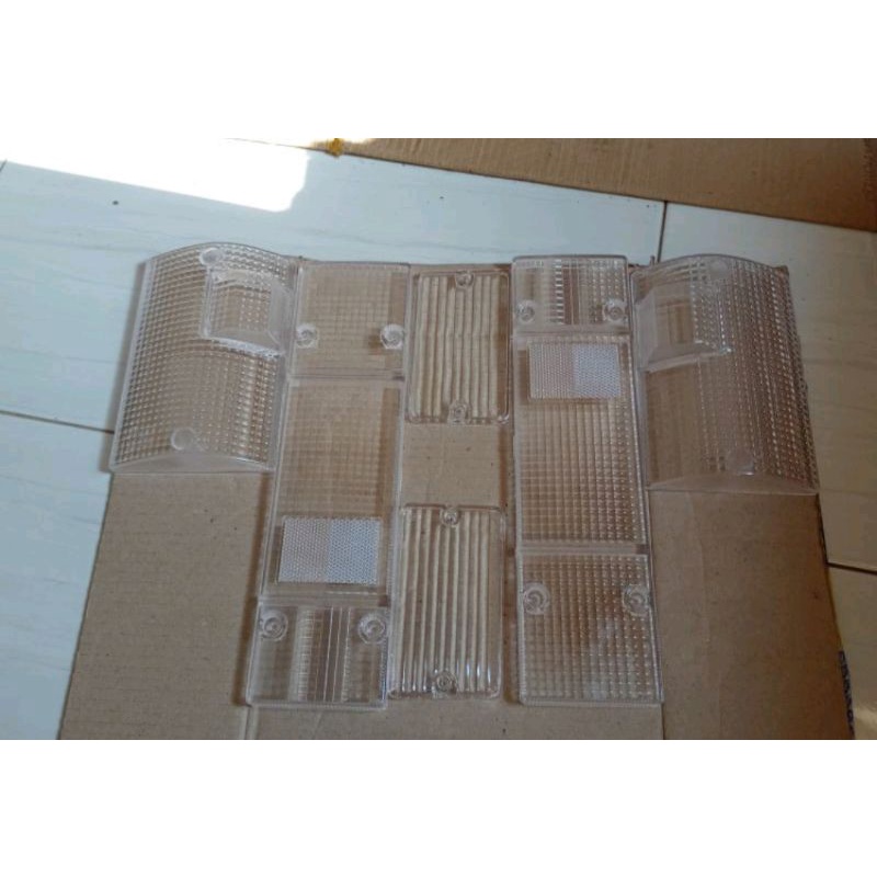 1set mika kaca lampu sein sen senja bemper mika lampu stoplamp cristal putih variasi mitsubishi L300