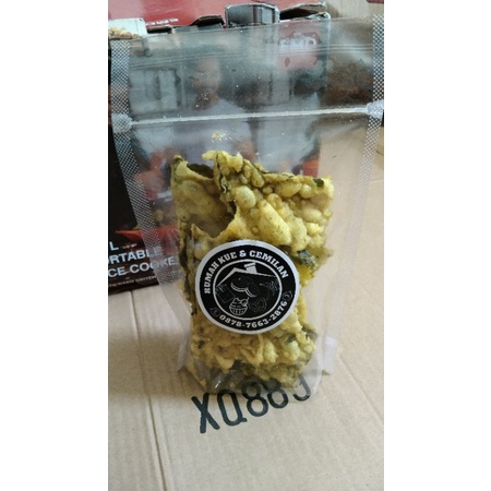 

Kripikbayam_renyak dan gurih 100gram