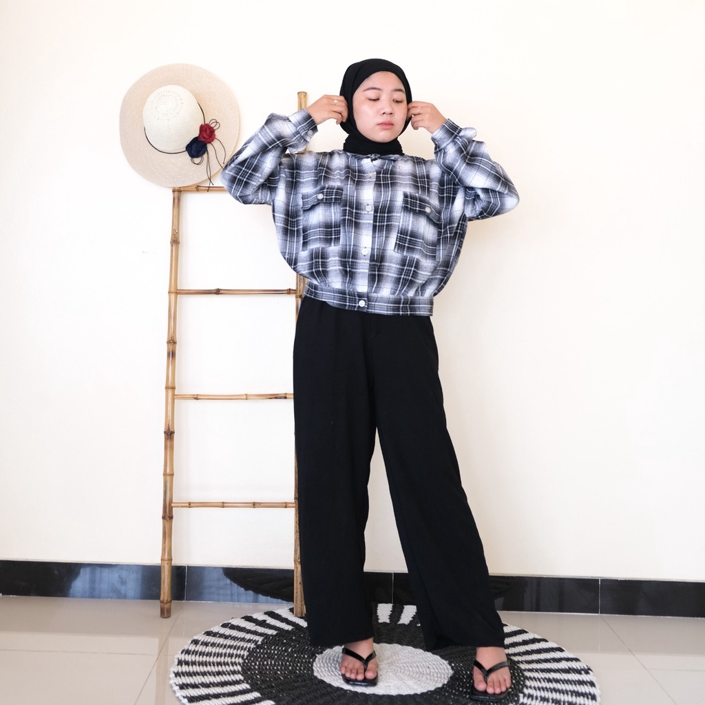 CLEO CROP KEMEJA FLANEL WANITA TERBARU