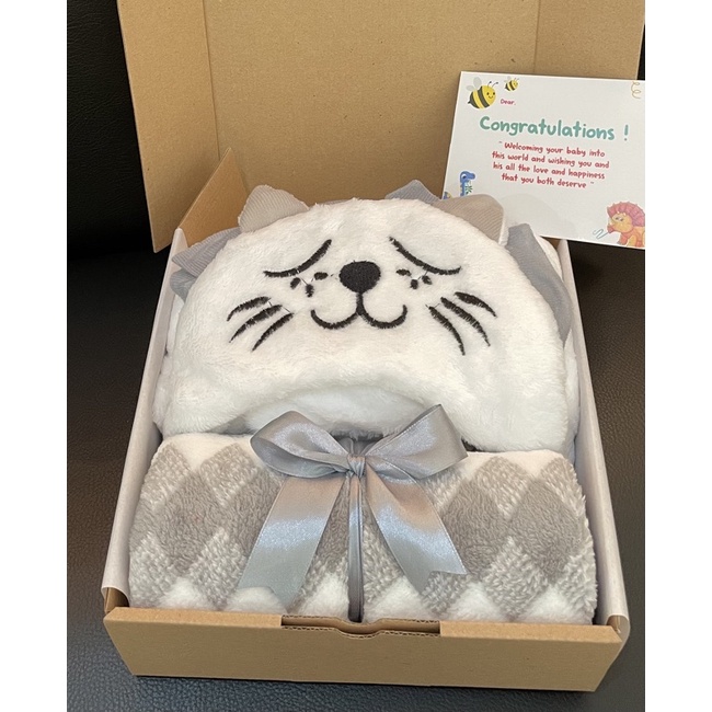 Hampers Bayi Selimut | Kado bayi | Kado bayi cowo | Kado bayi cewe | Hampers baby girl | Hampers baby boy | Selimut bayi | Hampers baby newborn-Flo Selimut Hndk-Abu