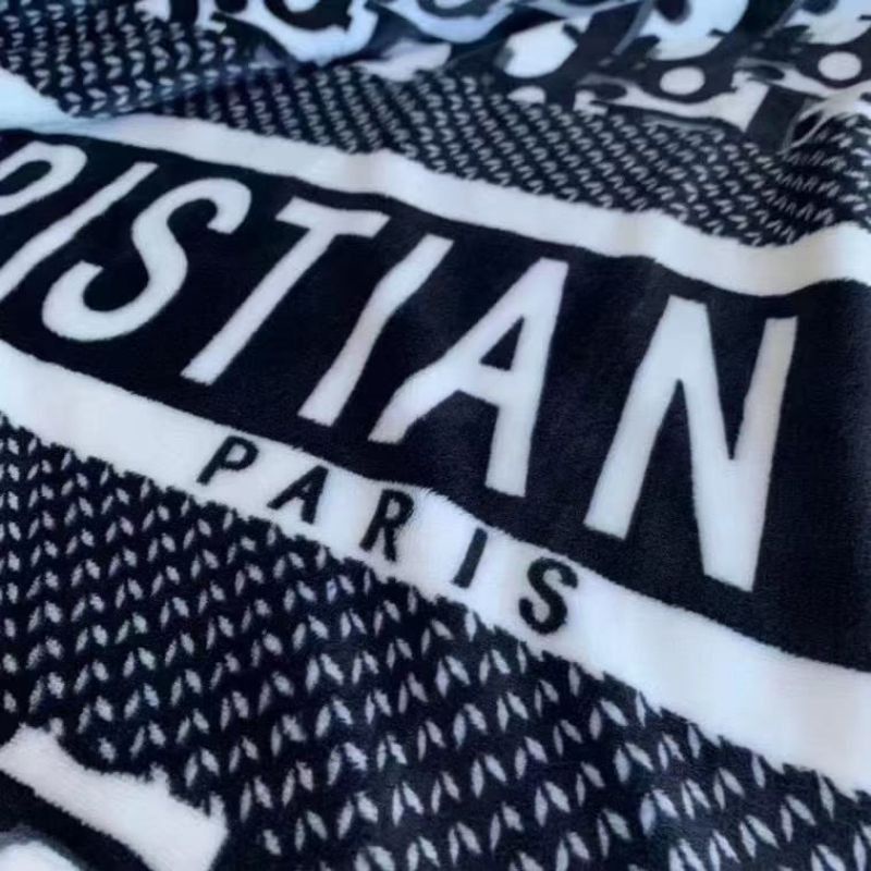 Selimut christian dior import,tanpa box