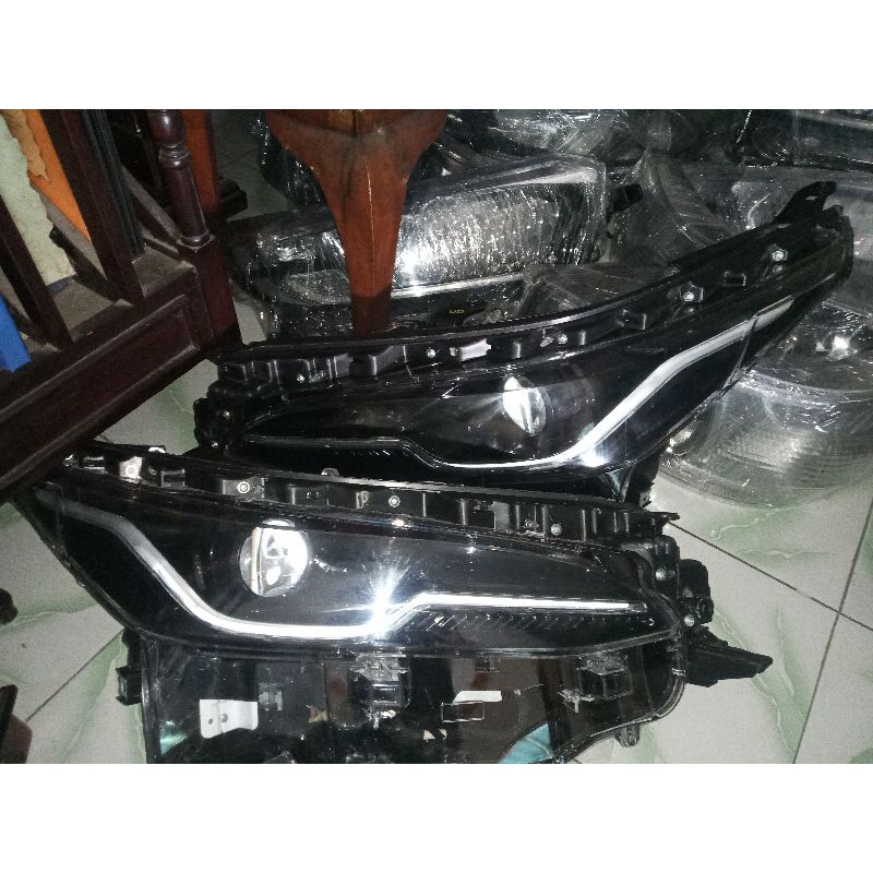 HEADLAMP FORTUNER VRZ TRD 2020 - 2021 ORIGINAL