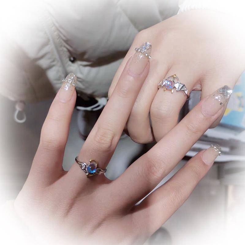 Cincin Model Terbuka Adjustable Desain Angel Devil Warna Silver Gaya Korea Untuk Pria Dan Wanita