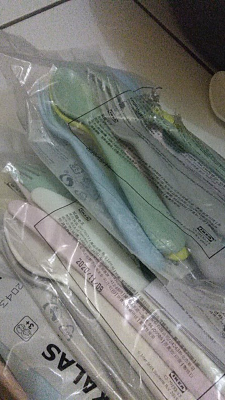 Khallas Peralatan Makan (sendok Garpu Pisau) Set Isi 18 Aneka Warna Bpa Free