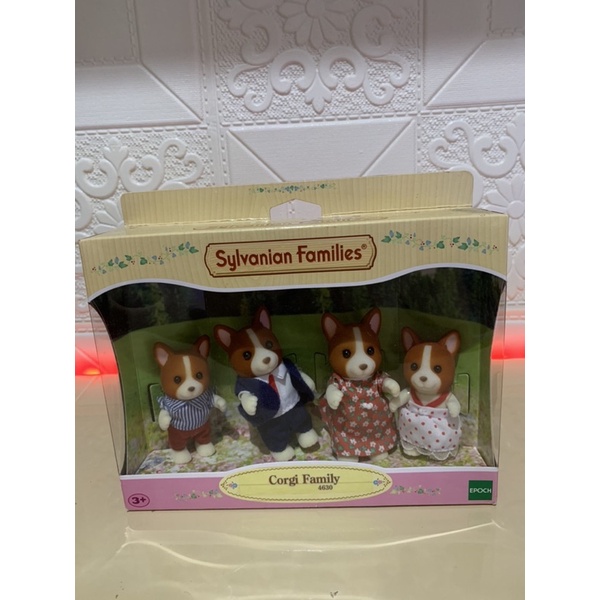 Sylvanian Families Corgi Fam by Epoch