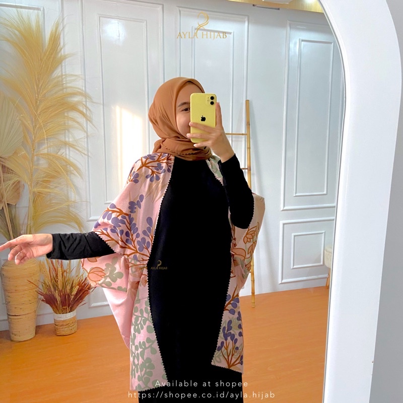 Outer Scarf by Ayla Hijab / Cardigan Scarf / Outer Wanita Motif