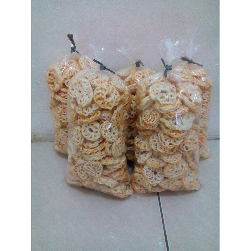 

Stok Ready KERUPUK SEBLAK PEDAS Berkualitas
