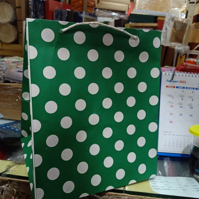 

✨ BISA COD ✨ paper bag nasi kotak 22 polkadot isi 12 pcs terlaris dan termurah
