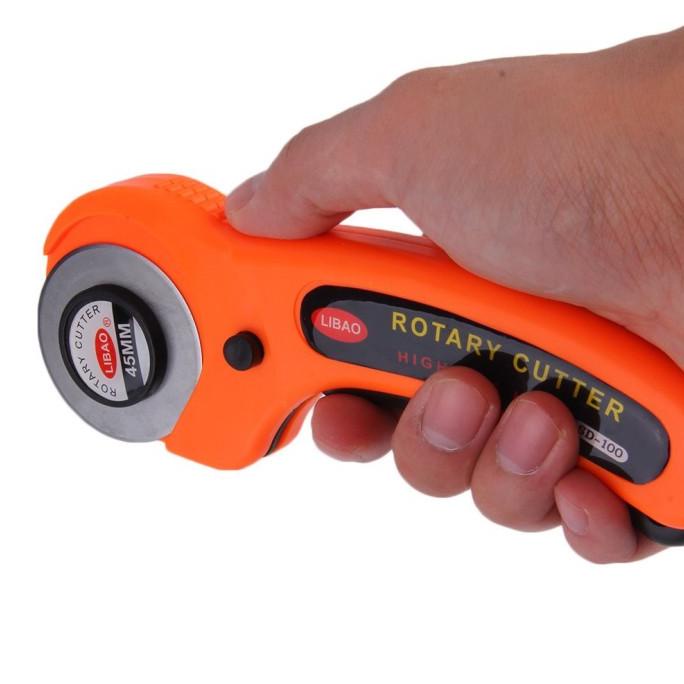 

Rotary Cutter Blade 45mm Alat Pemotong Kain Kertas Craft MURMER