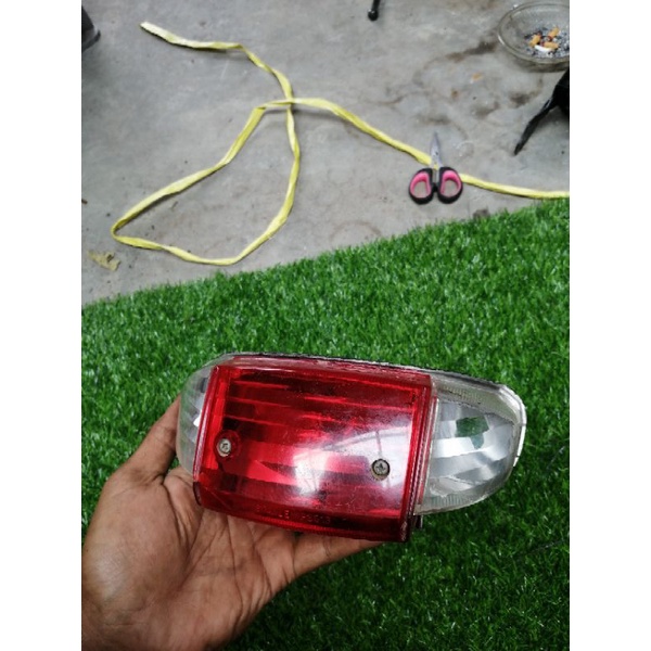 lampu belakang legenda 2 original stanley