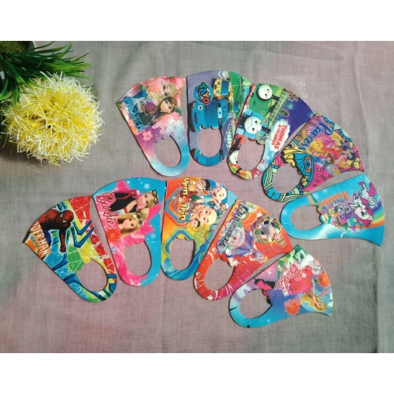 A MASKER SCUBA ANAK KECIL