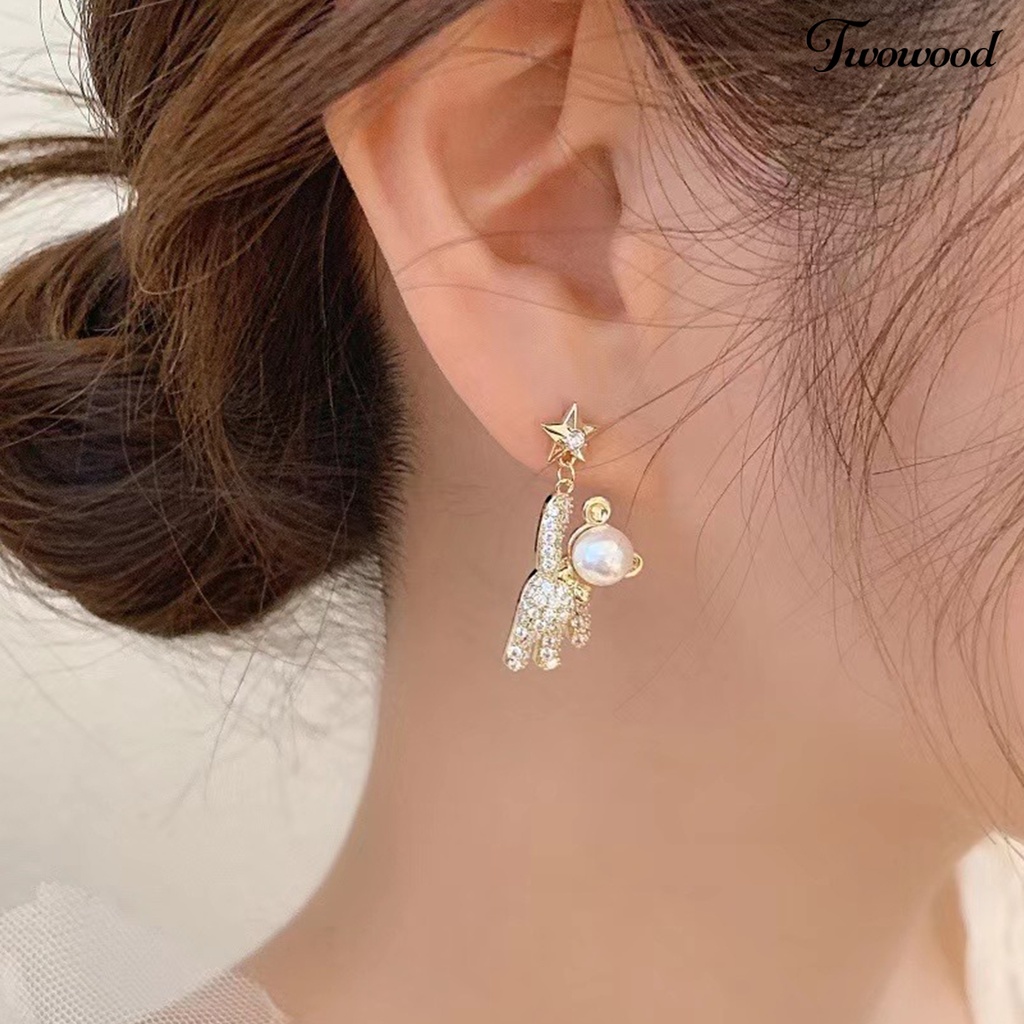 1 Pasang Anting Bentuk Beruang Bahan Alloy Untuk Wanita