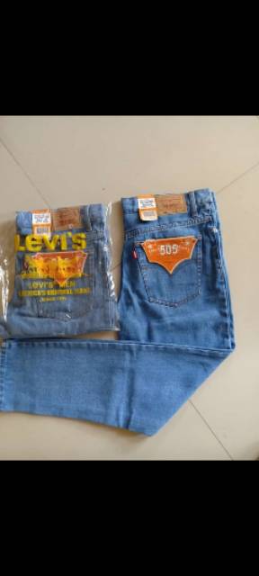 Celana Jeans Cowok Reguler Standar Celana Panjang Jeans pria