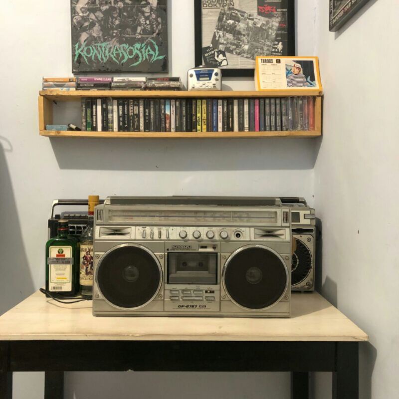 Boombox Sharp GF 8787