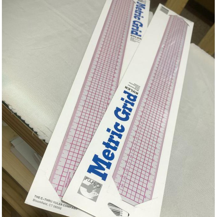 

Hanya Disini] Pengaris Pola Metric Grid