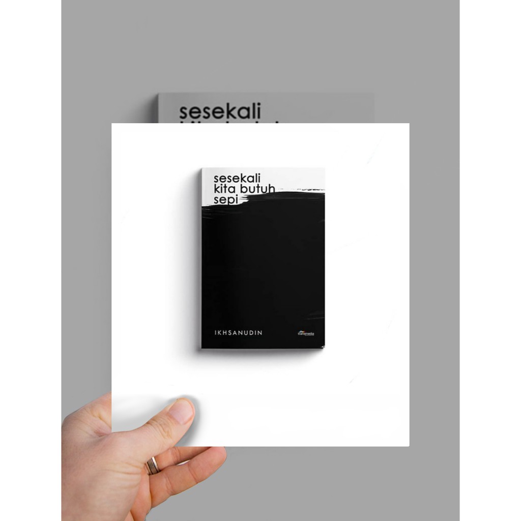 Buku SESEKALI KITA BUTUH SEPI + Surat TTD Penulis, Gantungan Kunci (Ready Stock - 100% Original)