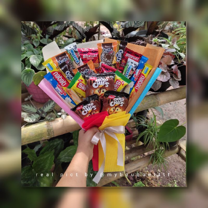 BUKET SNACK RAINBOW MURAH (B13)