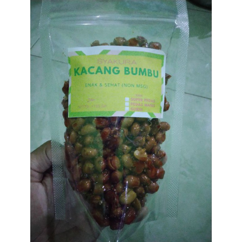 

kacang bumbu/kacang manis gurih non MSG