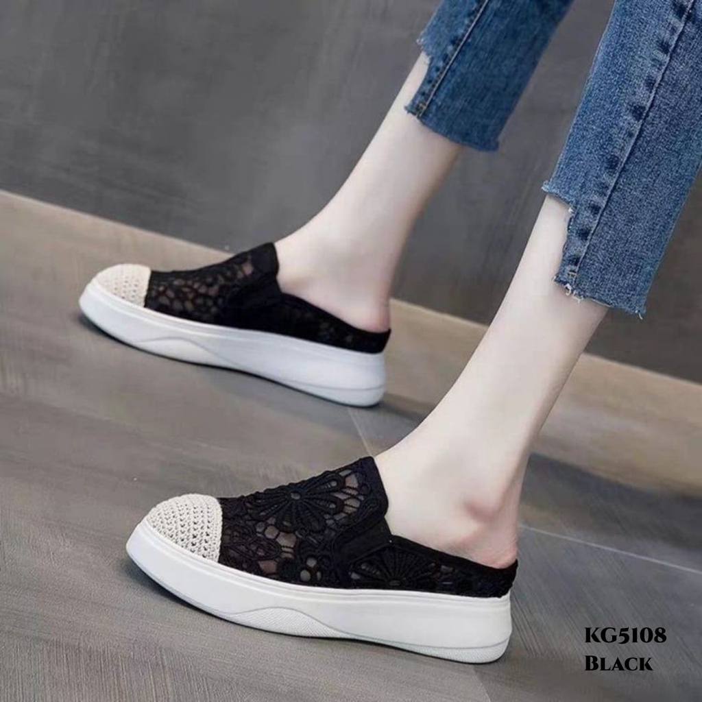 RESTOCK WYN  SNEAKERS SLOP WANITA HOLLOW LACE KG5108