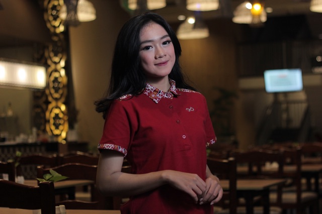 Loyal Kaos Polo Batik Maroon Modern Wanita M L XL XXL