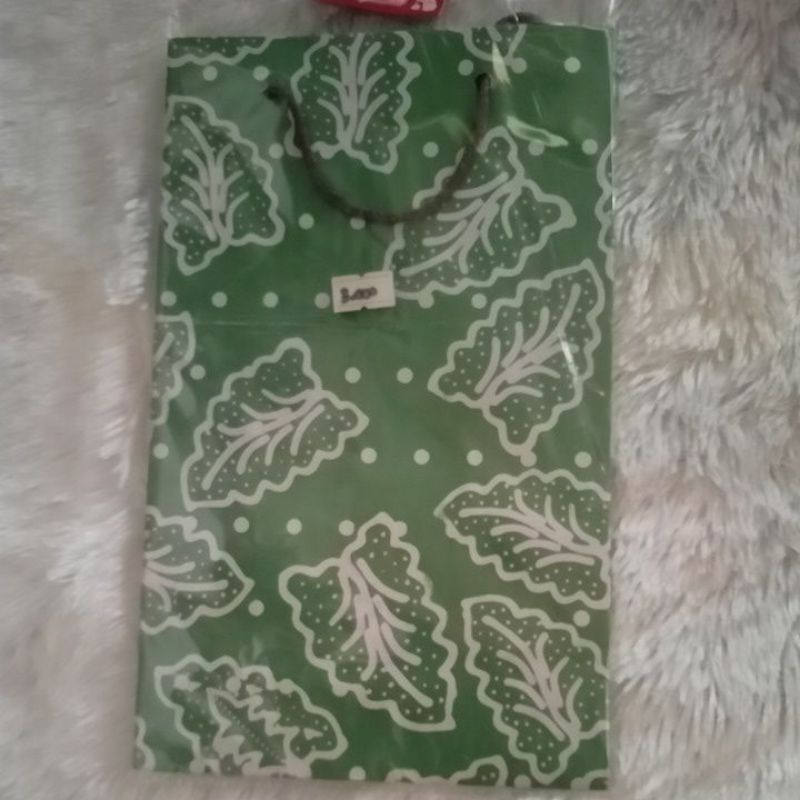 

paper bag 15x25cm