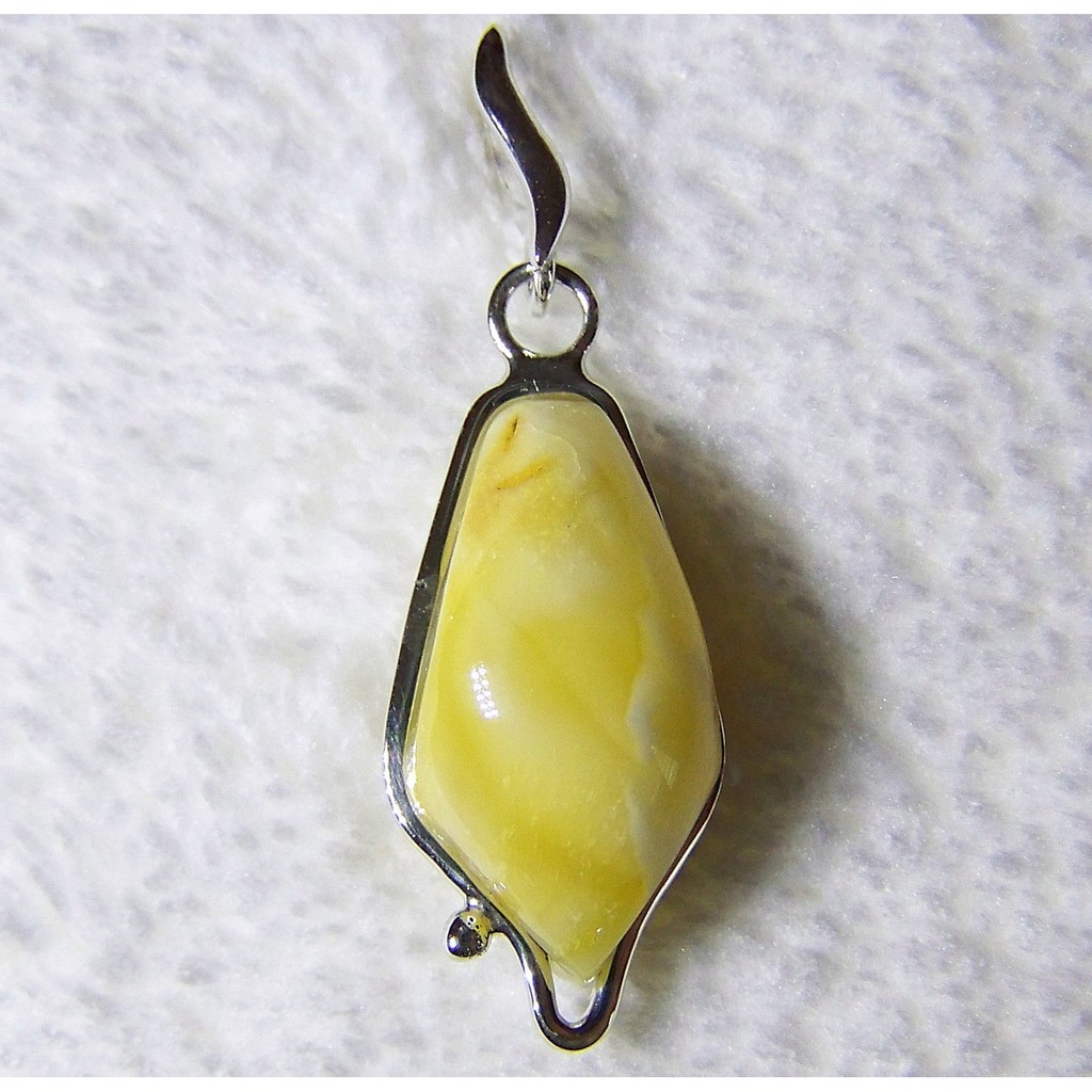 Natural Baltic Amber Pendant Sterling Silver 925 2.1gr JAR110