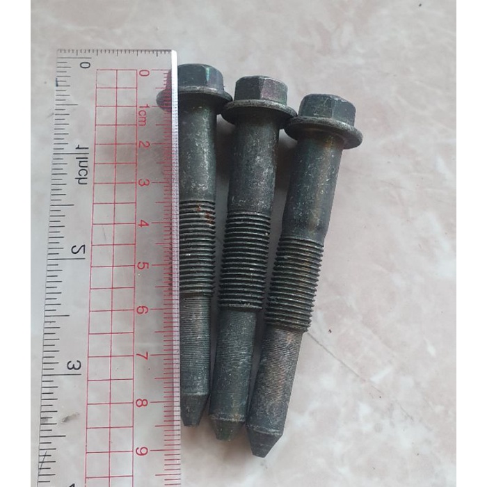 baut kaliper / baut kaliper cakram depan mio old / mio karbu