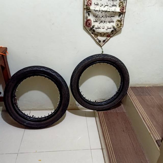 BAN NR25 TUBELESS DAN VELG RING17