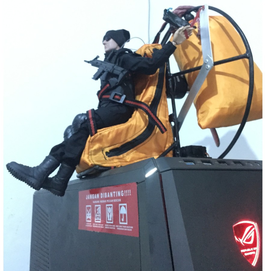 Gondola Only Rc Paramotor Paralayang  includ 2servo n Pilot untuk we 2-3 Meter Rc Pesawat Heli