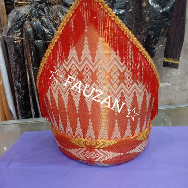 Topi songket rumbai // Tanjak melayu // Topi adat sumatra
