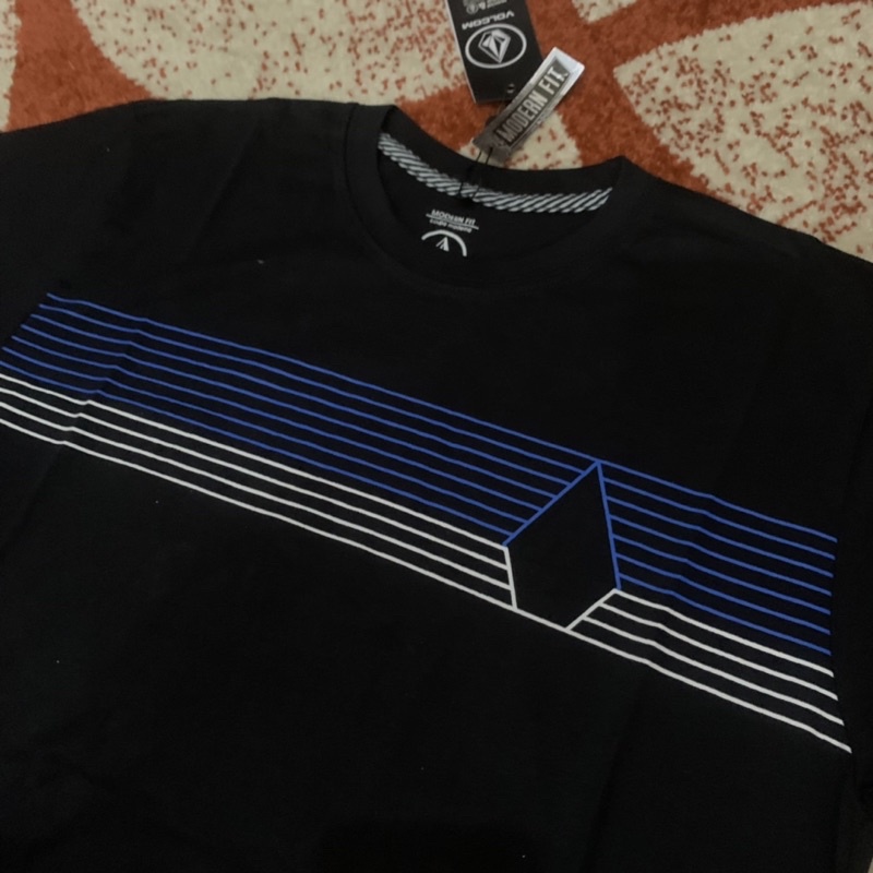 Kaos volcom kellui optic tee mirr sample